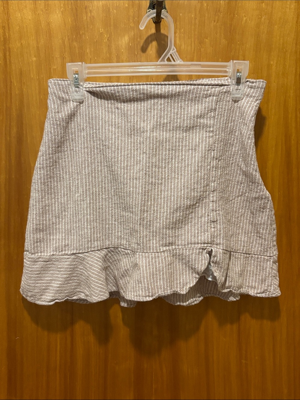 Abercrombie & Fitch Light Tan Pinstripe Ruffle Mini Skirt